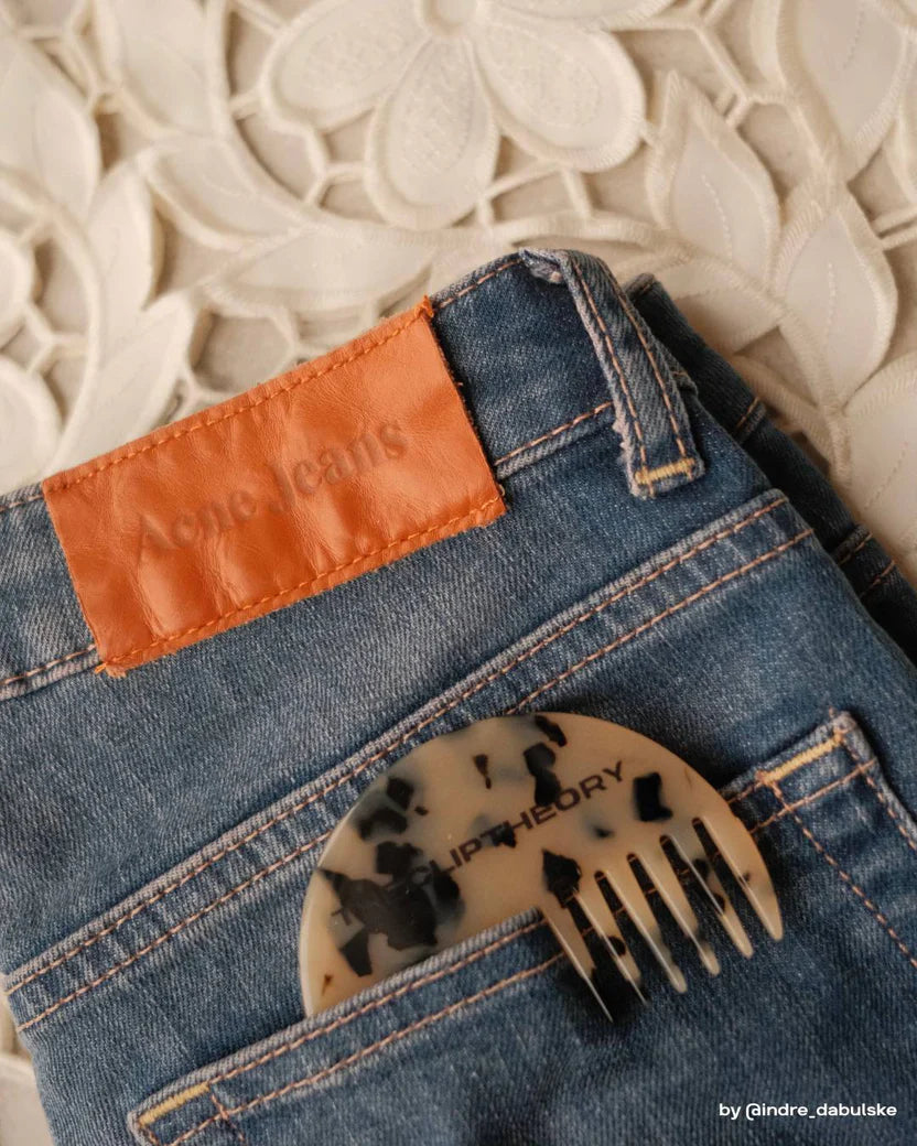 The CLIP THEORY šukos "Muse Flat Comb"