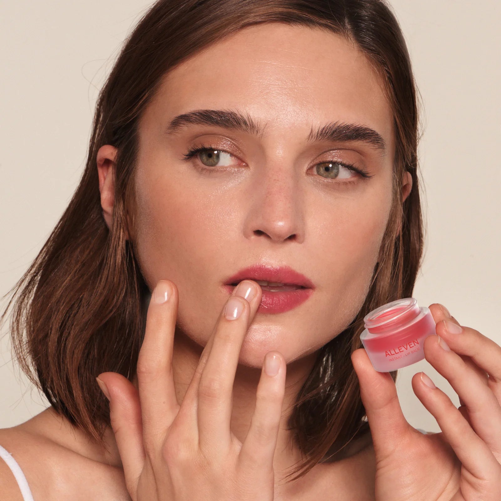 ALLEVEN lūpų balzamas „Instant - Lip Balm“, 5 g