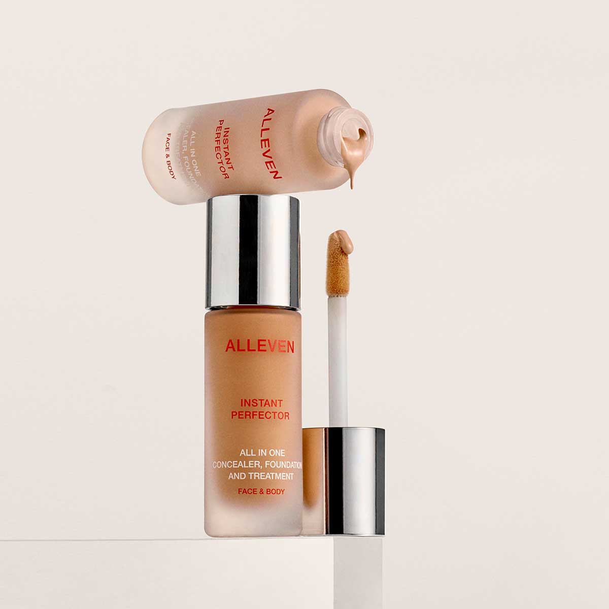 ALLEVEN liquid foundation and concealer in one "Instant Perfector", 20 ml