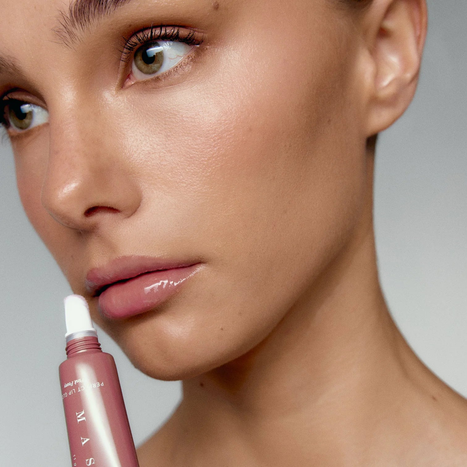 MASQMAI lip gloss "Perfect lip gloss", 11 g