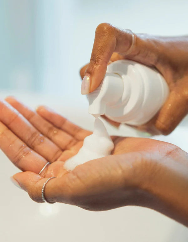 EMANI veido prausiklis "Soft Cloud Cleanser + Makeup Remover", 150 ml