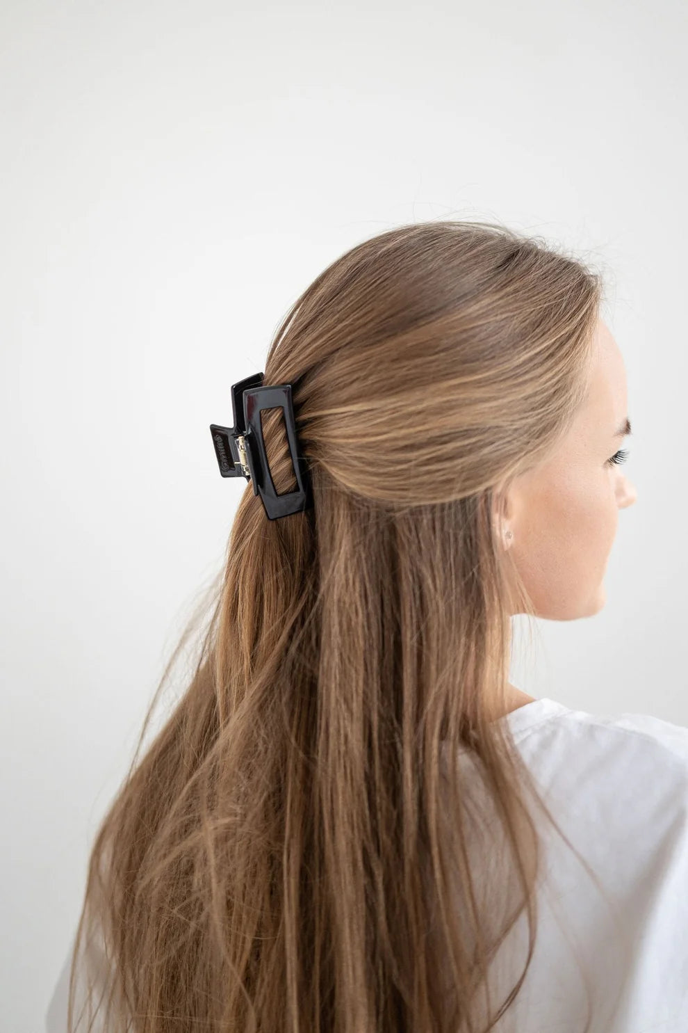 AMITIE Espresso Hair Clip "Nora"