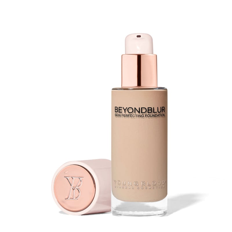 YOUNGBLOOD liquid mineral foundation “Beyondblur™ Skin Perfecting Foundation”, 30 ml