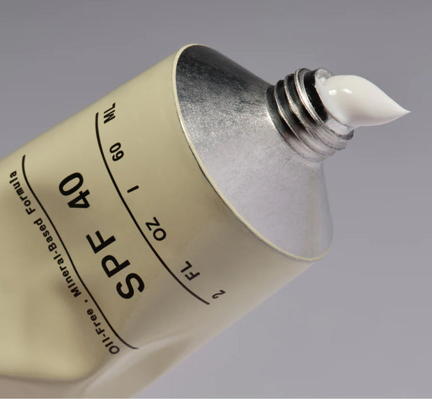 SALT & STONE lengvos tekstūros kasdieninis SPF 40 kremas, 60 ml