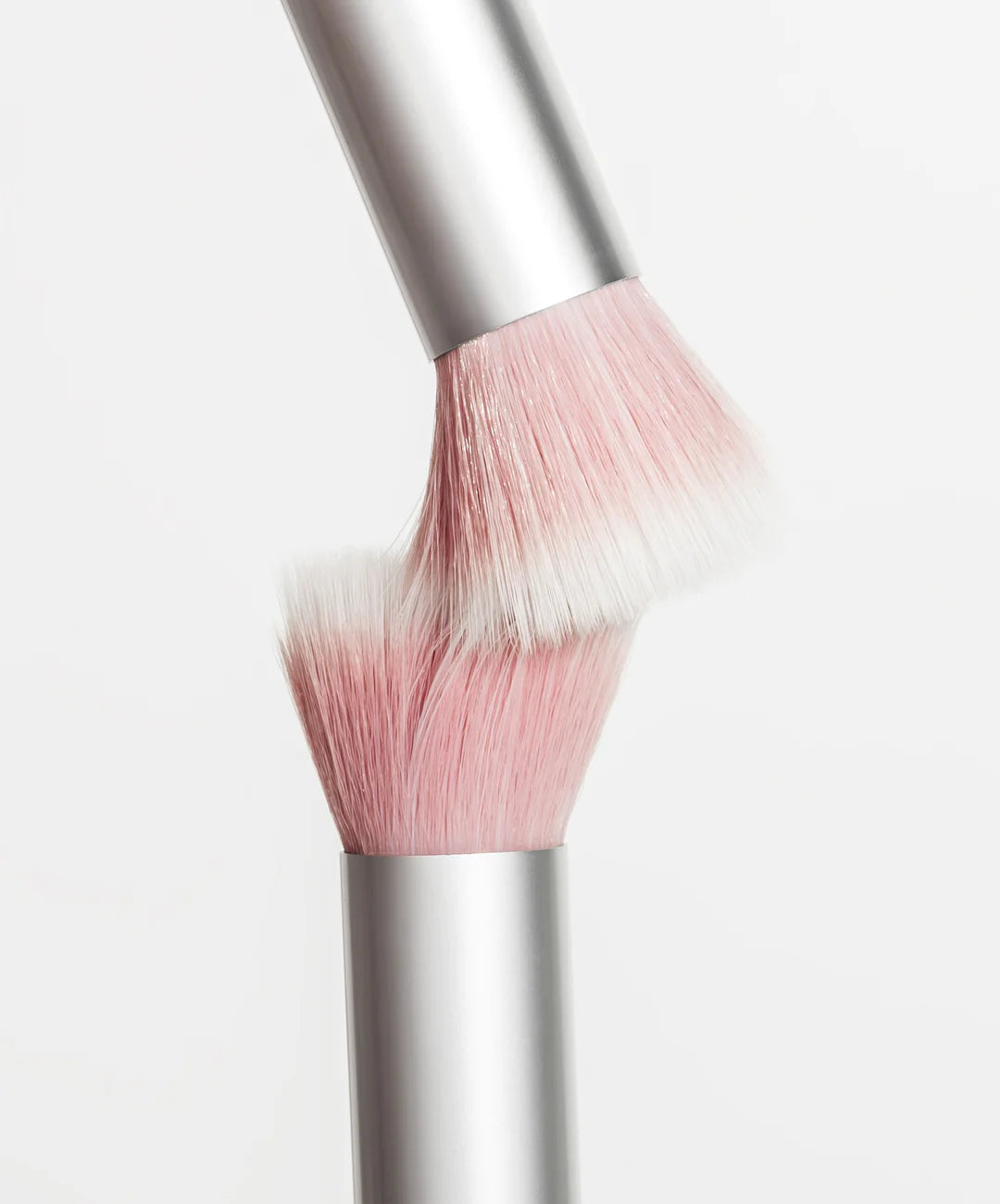 RMS skaistalų šepetėlis &quot;Skin2Skin Blush Brush&quot;