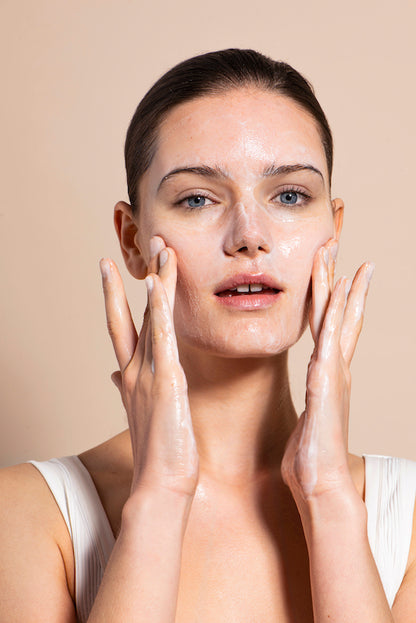 ALLEVEN multifunkcinis veido prausiklis „Ultra Cleanser“, 100 ml