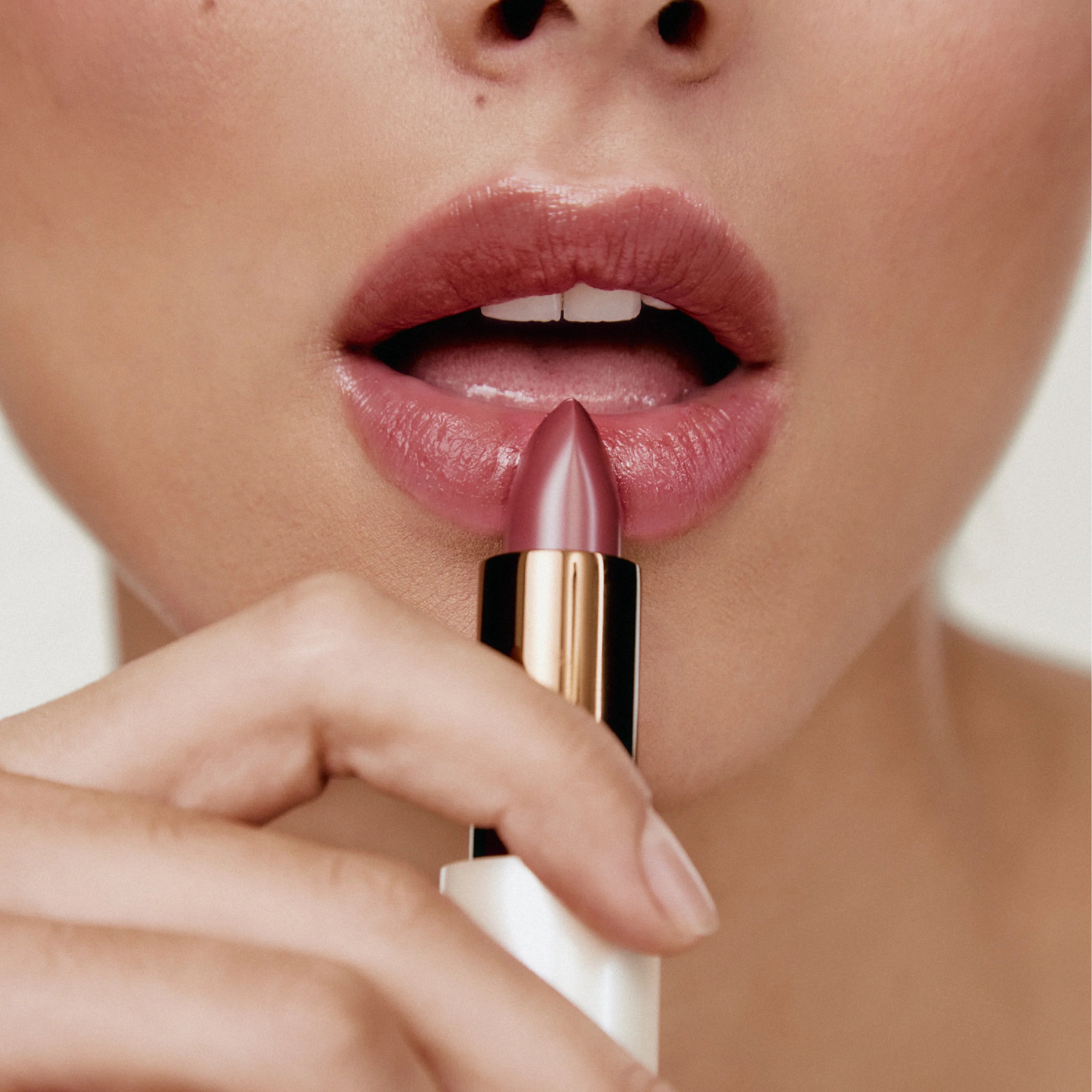 MASQMAI lip balm with color "Soft Berry Lip Balm", 3.5 g