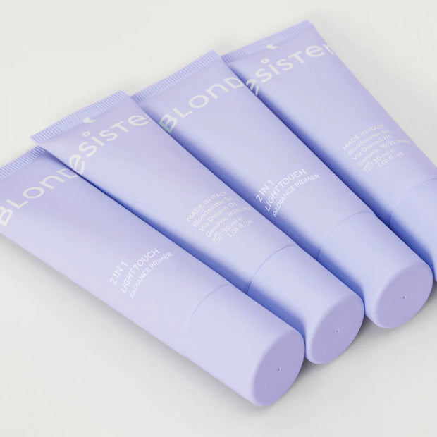 BLONDESISTER 2 IN 1 švytėjimo suteikiantis makiažo bazė, 30 ml