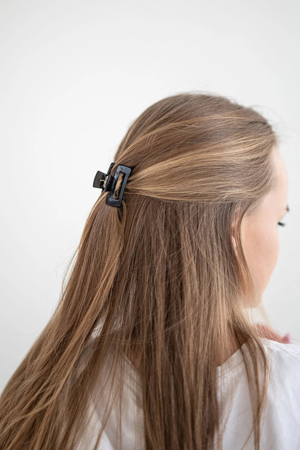 AMITIE Espresso Hair Clip "Nora"