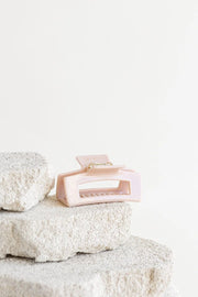 AMITIE rožinės vanilės plaukų segtukas „Nora“