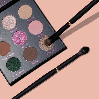 YOUNGBLOOD kontūravimo ir akių šešėlių paletė &quot;Weekender II&quot;